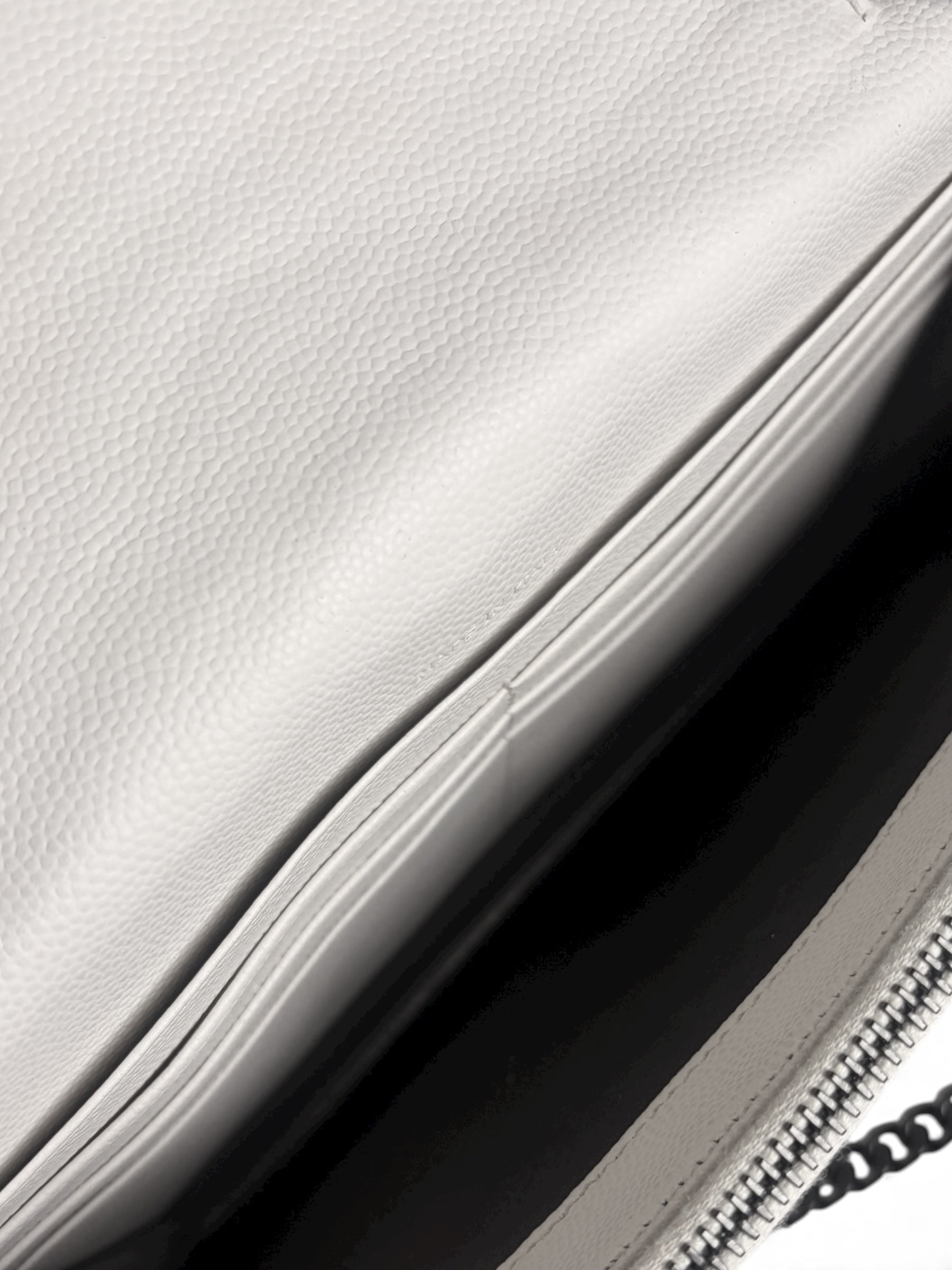 Saint Laurent White Wallet on Chain