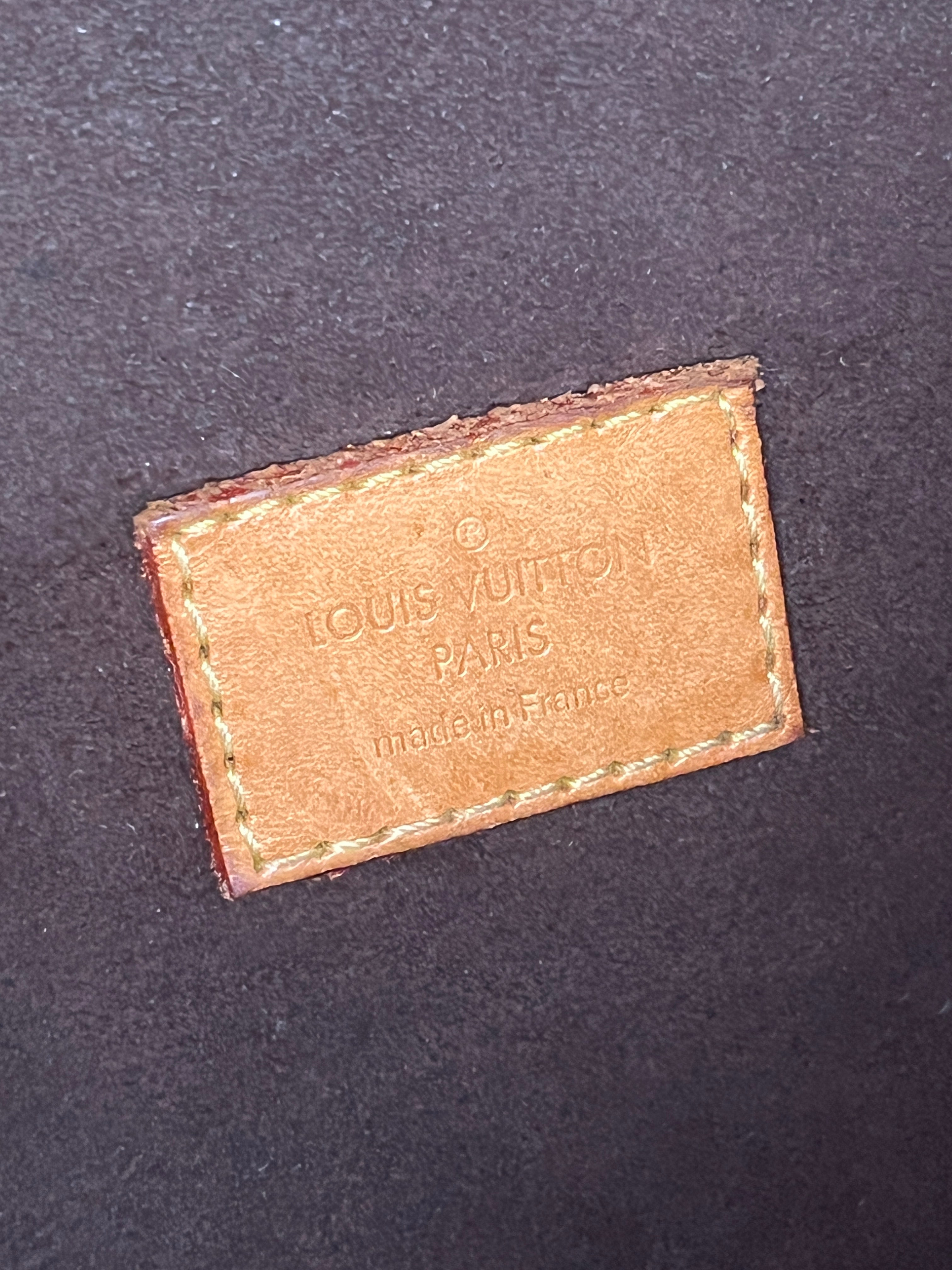 Louis Vuitton Pochette Métis