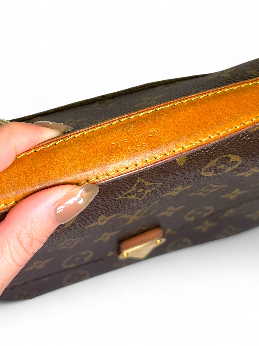 Louis Vuitton Pochette Métis