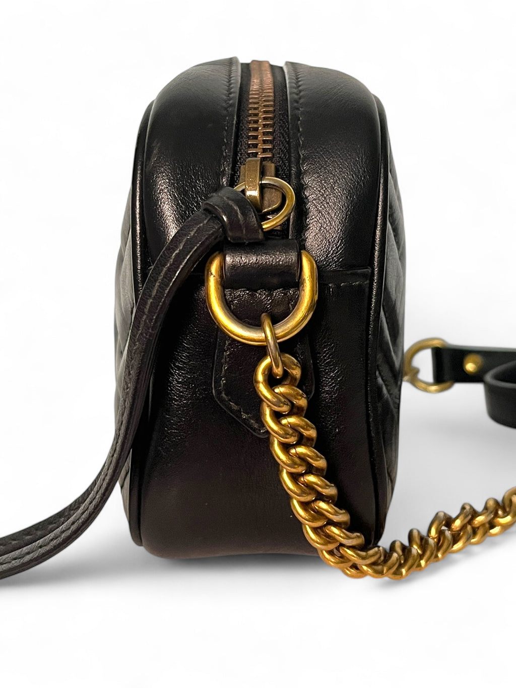 Gucci Mini Marmont Camera Bag in Black