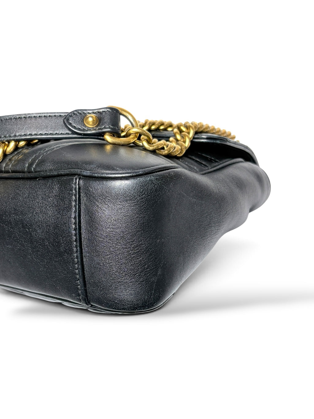 Thrift Mint black leather Gucci Marmont shoulder bag with chevron quilting and antique gold chain strap detail